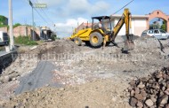 Inician trabajos de pavimentación en la calle Niños Héroes