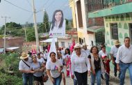 Con propuestas solidas fortalece Adriana su plan trabajo