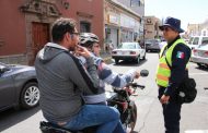 Casi la mitad de conductores de motos no cuentan con licencia ni tarjeta de circulación