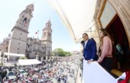 Con fervor patrio, disfrutan miles de michoacanos Desfile por la Independencia de México