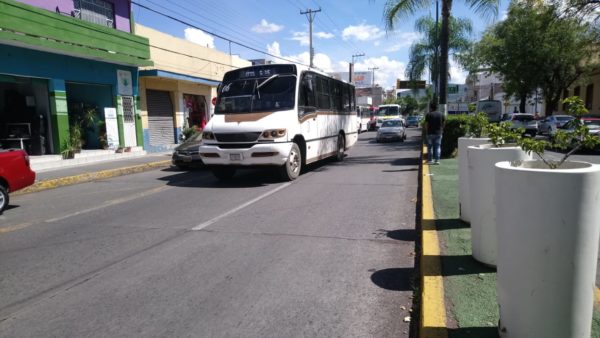 Cae actividad de transporte turístico en Zamora; ya no tienen recursos los concesionarios