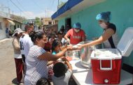 Ayuda ayuntamiento a familias necesitadas con comida preparada