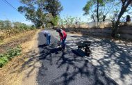 Brindaron mantenimiento a carretera que conduce a Ario de Rayón