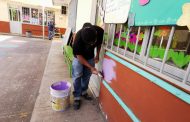 Brindan mantenimiento a jardín de Niños “Miguel Hidalgo”