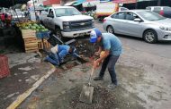 SAPAZ sustituye más de 25 tapas de pozos de visita dañados en zona urbana