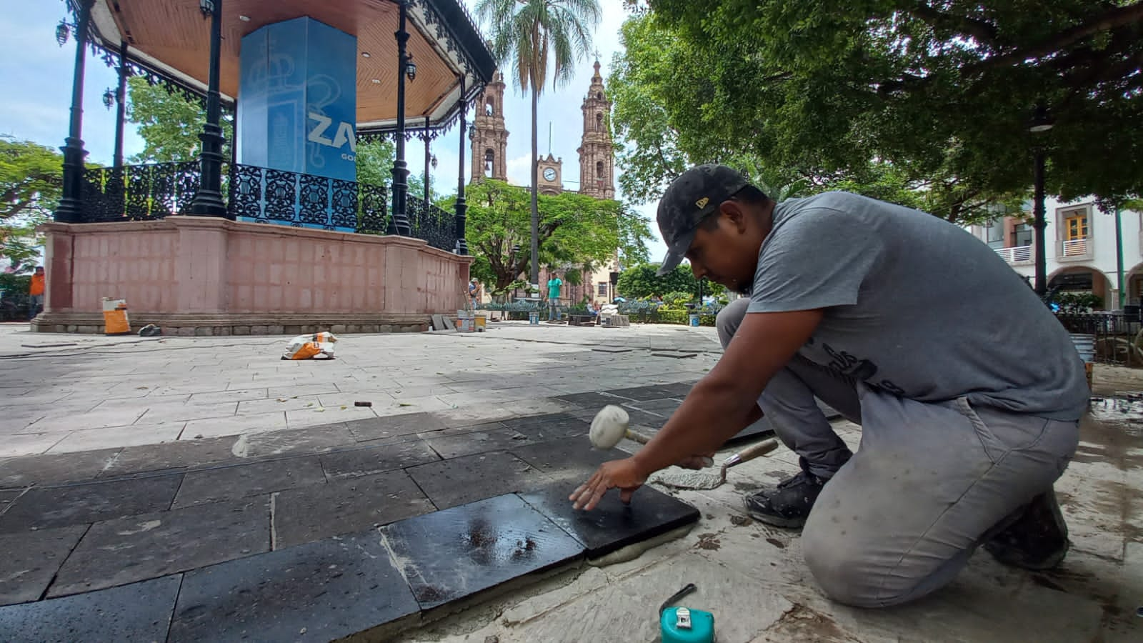 Remodelación de la plaza principal registra 80 por ciento de avance