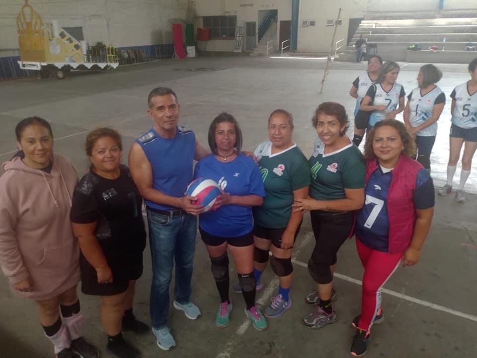 Fiestas Patrias en Jacona lucieron con el torneo femenil de Voleibol