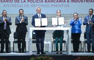 *Bedolla y Sheinbaum firman convenio para fortalecer a la Policía Auxiliar de Michoacán*