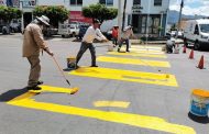 Realizan balizamiento en avenida 5 de Mayo de Virrey de Mendoza a Juárez