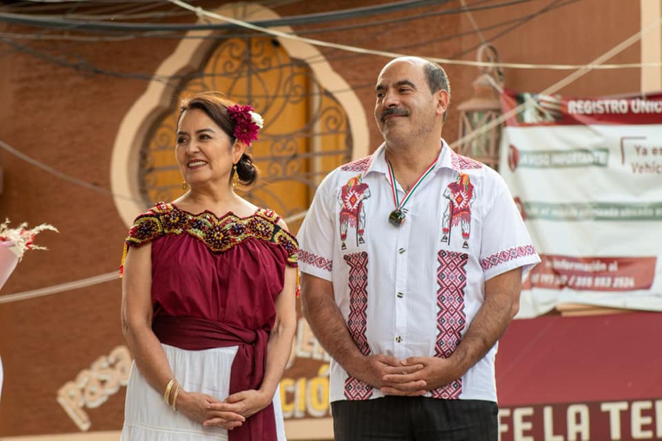 Con gran aceptación por los Tangancícuarenses se realizó la presentación y elección de la reina del adulto mayor 2022