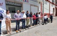 *Entrega Bedolla obras públicas y maquinaria a municipios de la región Bajío*