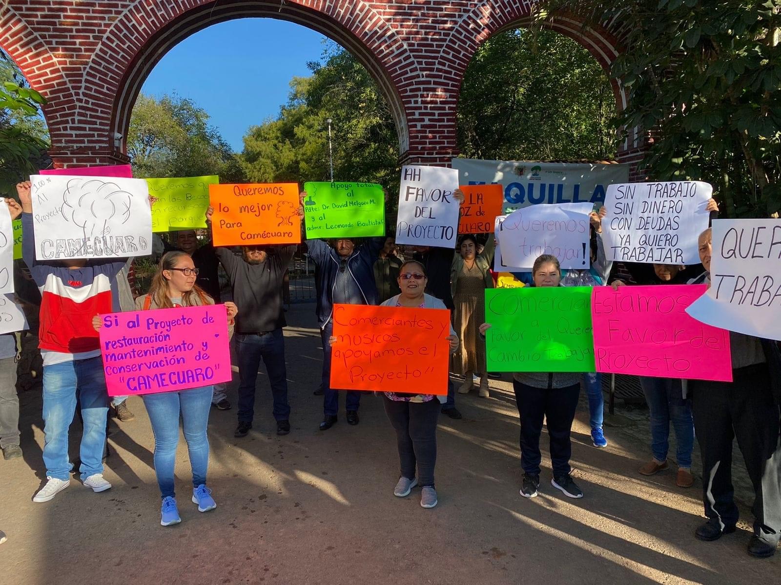 Comerciantes a favor del proyecto Lago de Camécuaro