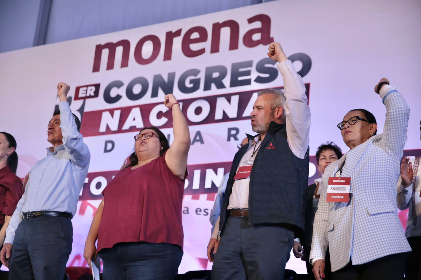 *Bedolla es elegido consejero nacional de Morena*