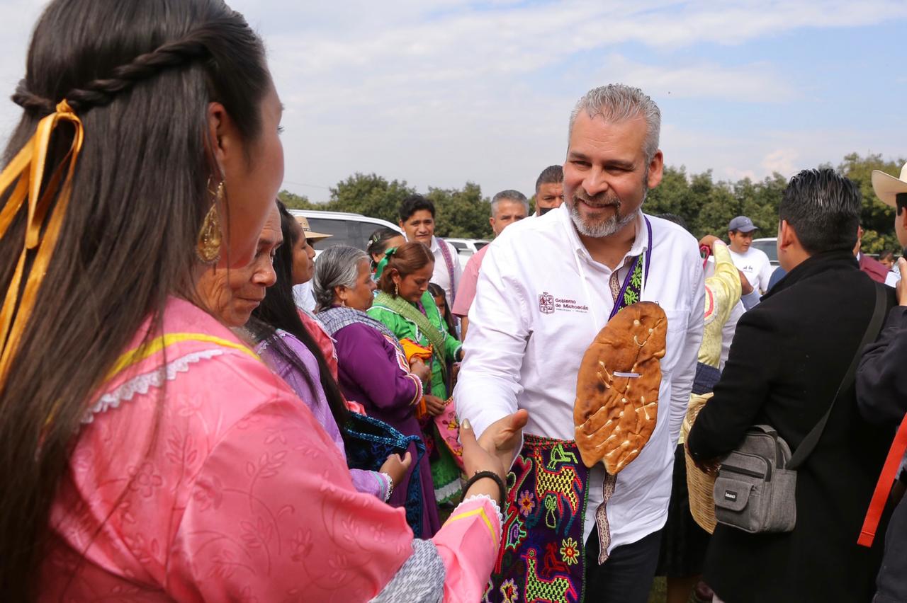 *Arranca Bedolla capacitación a rondas comunitarias en Zitácuaro*