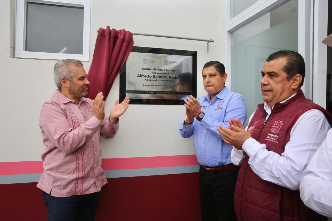 *Inaugura Bedolla Centro de Salud en Uruapan*