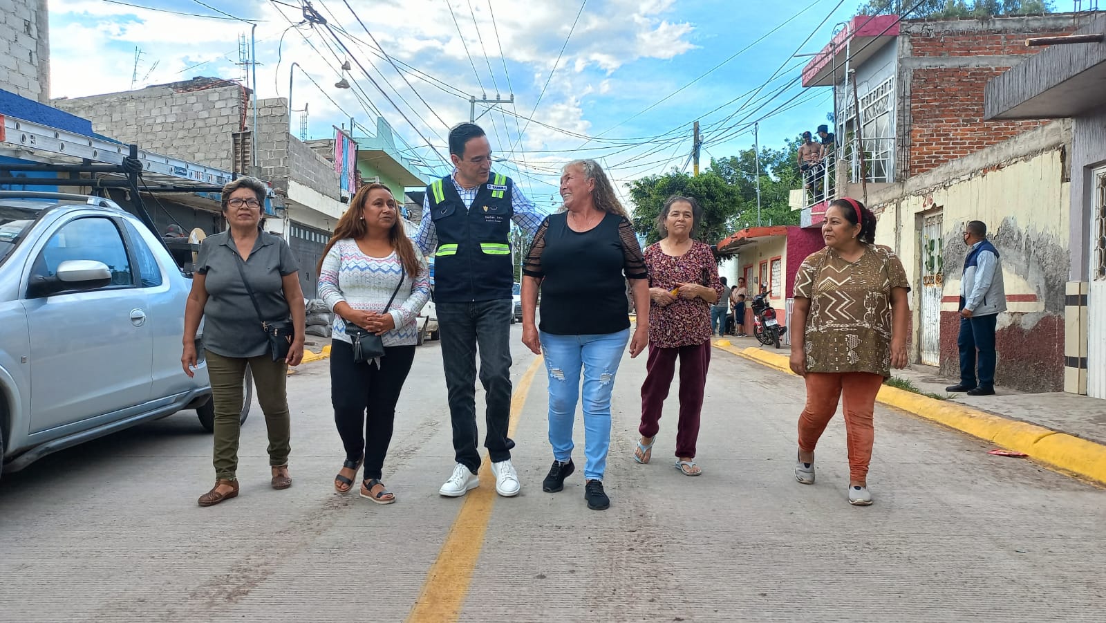 Carlos Soto inaugura calle Lázaro Cárdenas; destinaron casi 4 mdp a la obra