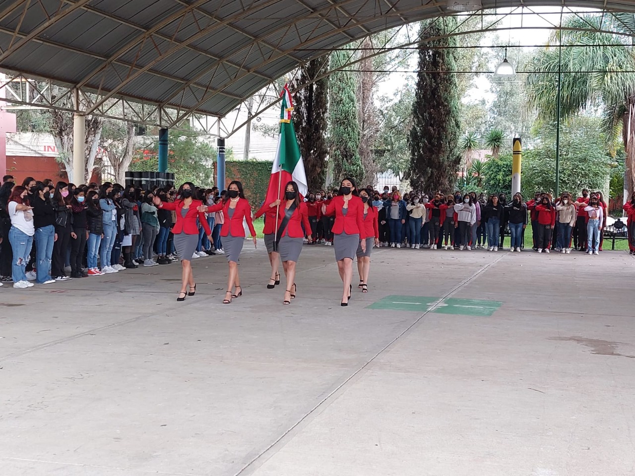 Inician clases, en tiempo y forma, las ocho normales del estado