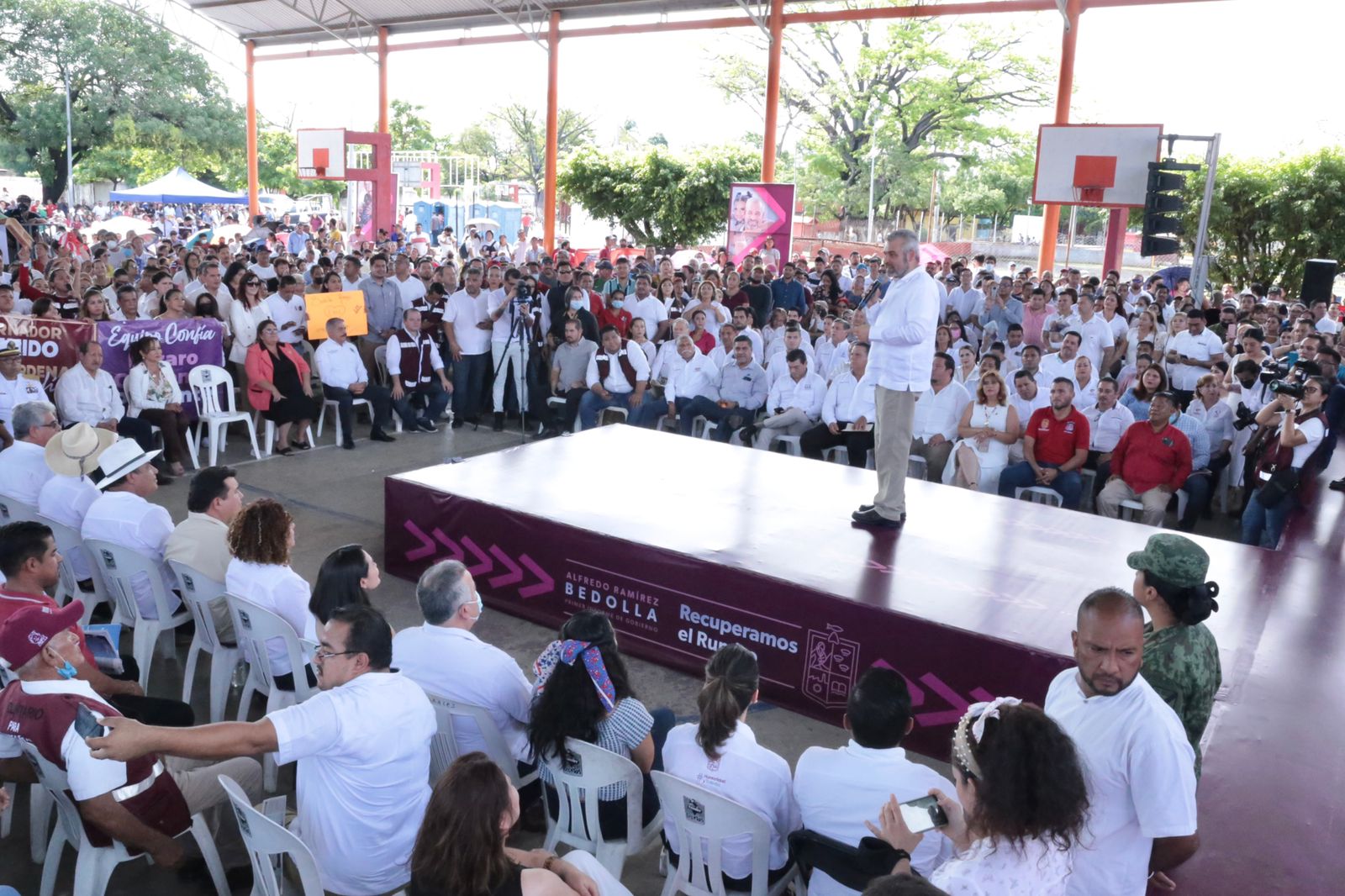 En informe regional, convoca Bedolla a la solidaridad con personas afectadas por sismos