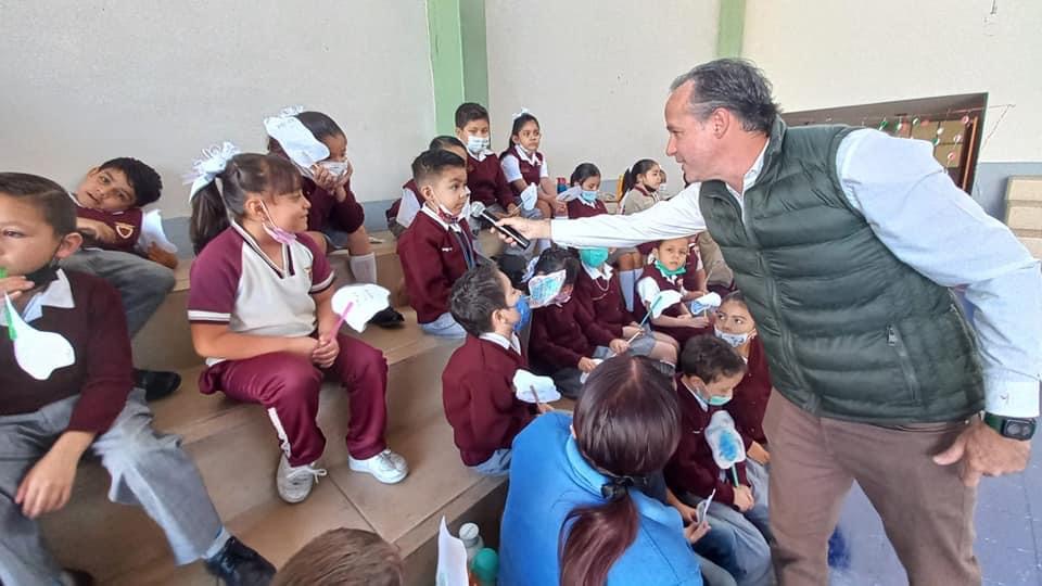 Realizan actividades sobre cuidado y ahorro de agua potable en la primaria Juana de Asbaje