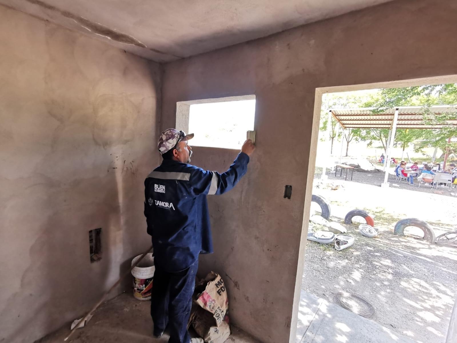 Refuerzan infraestructura en escuela “Villa Zapata”