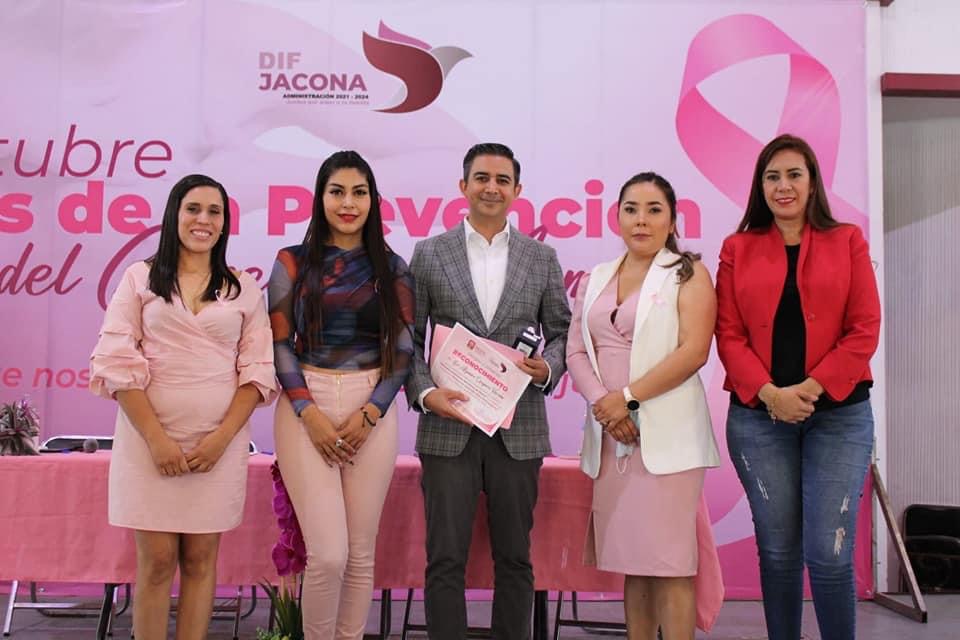 Realizan conferencias de cáncer de mama en Jacona