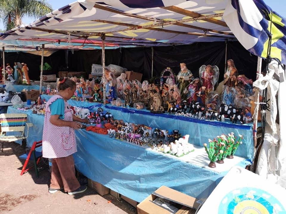 Inició actividades el Tianguis Navideño en estacionamiento del Nuevo Mercado Hidalgo