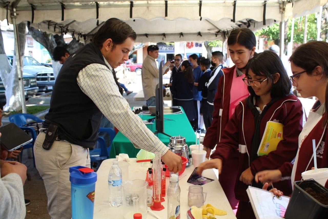 Continúa la semana de la Ciencia, Tecnología y literatura en Tangancícuaro