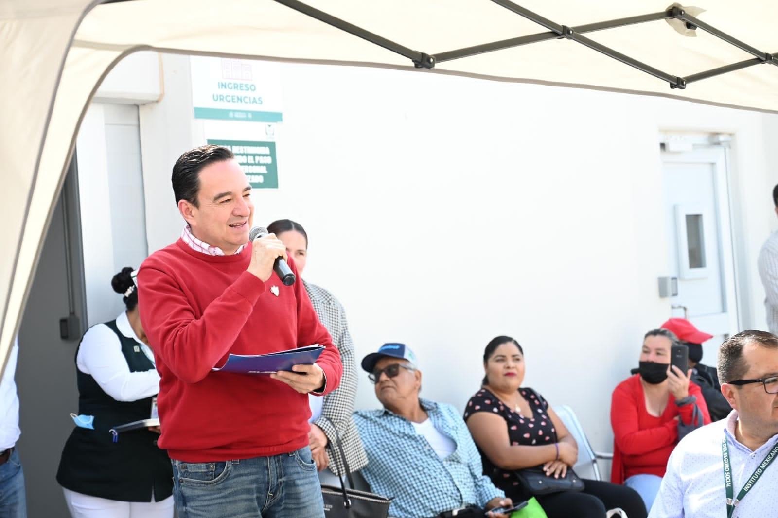 Carlos Soto participa en inauguración de Unidad de Hemodiálisis en IMSS de Romero de Torres