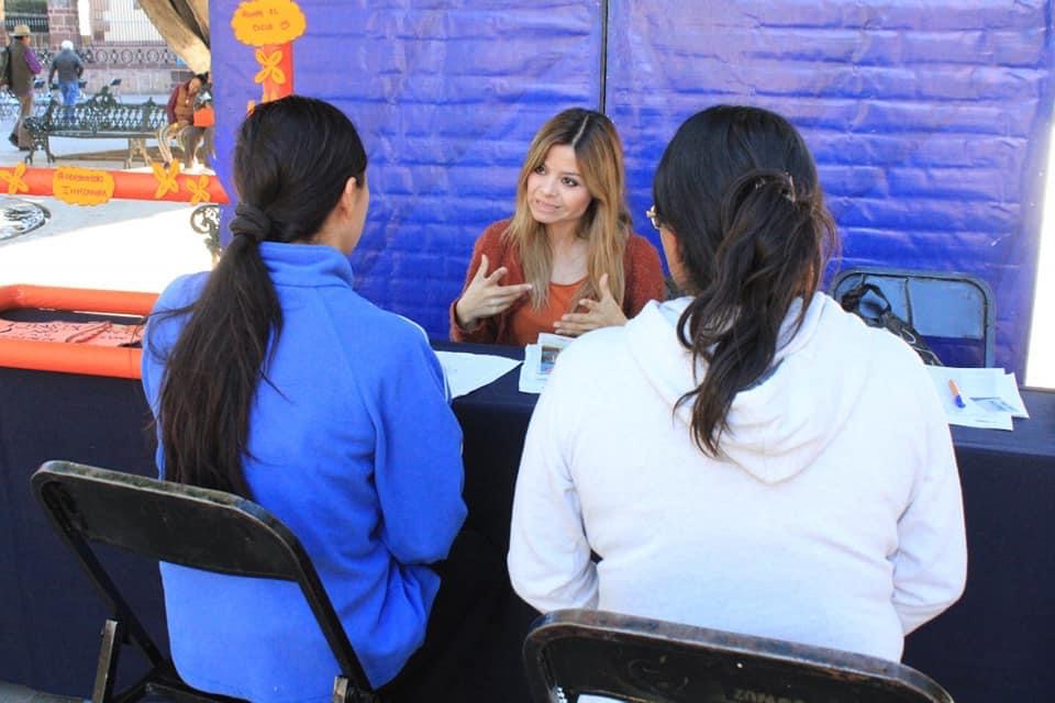 IMM conmemora Día Naranja con módulo de información en plaza principal