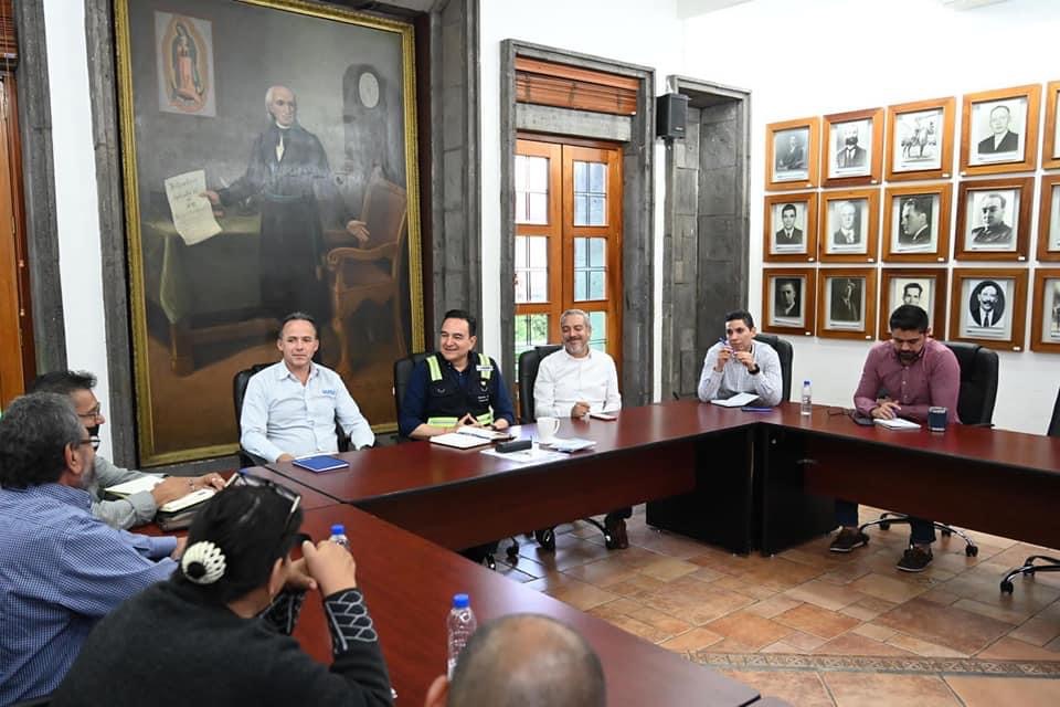 Carlos Soto garantiza seguimiento a tema de servicios en La Huanumera