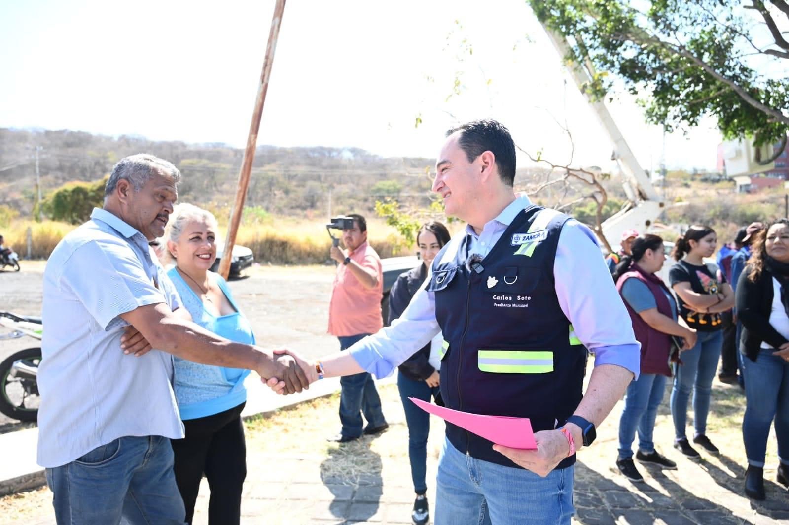 Carlos Soto lleva faena de mejoramiento integral a Ex Hacienda El Refugio