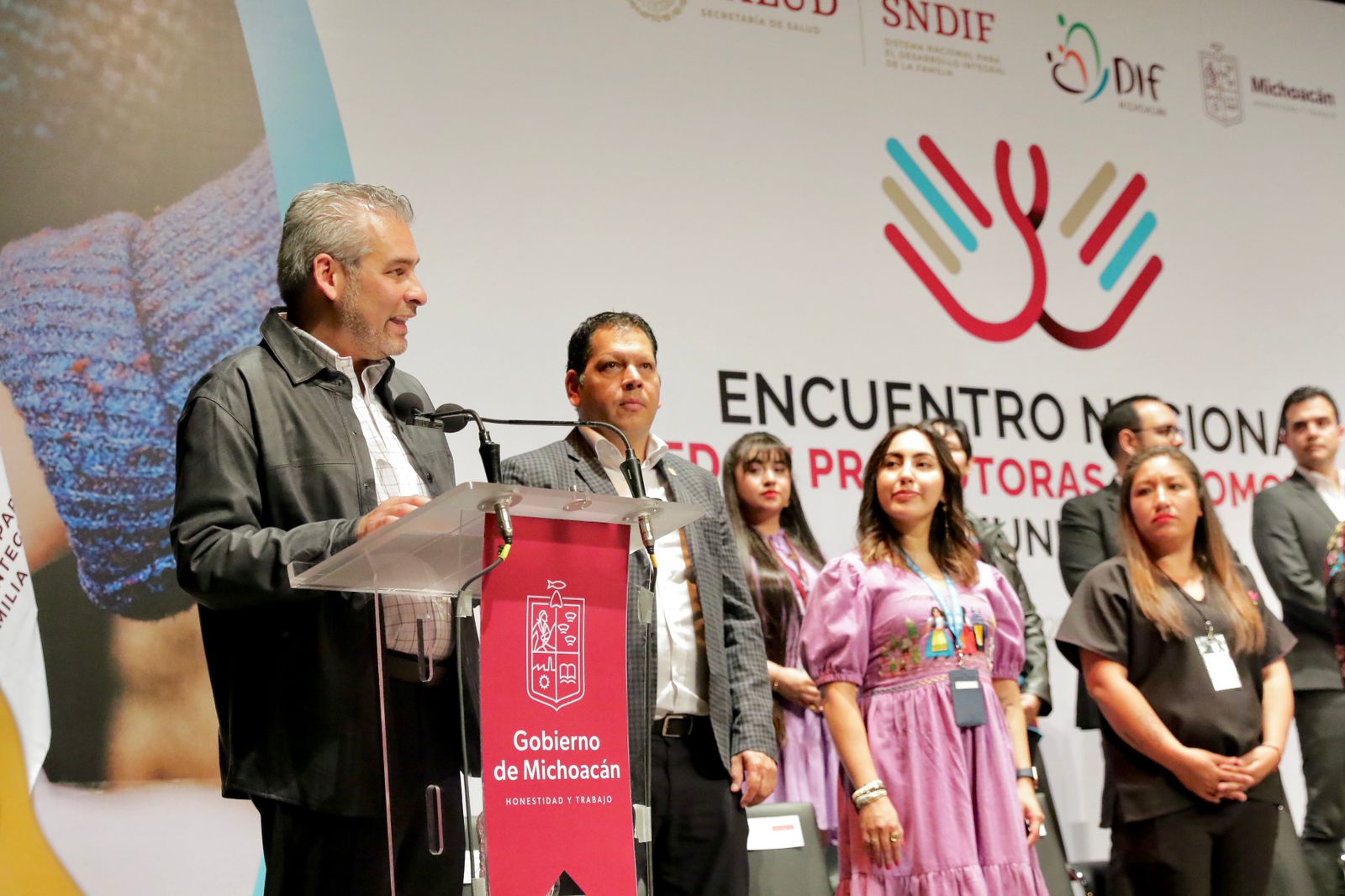 Inaugura Bedolla Encuentro Nacional de Promotoras y Promotores Comunitarios