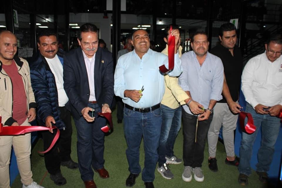 Isidoro Mosqueda encabezó inauguración de las instalaciones del Grand Padel Club La Calzada