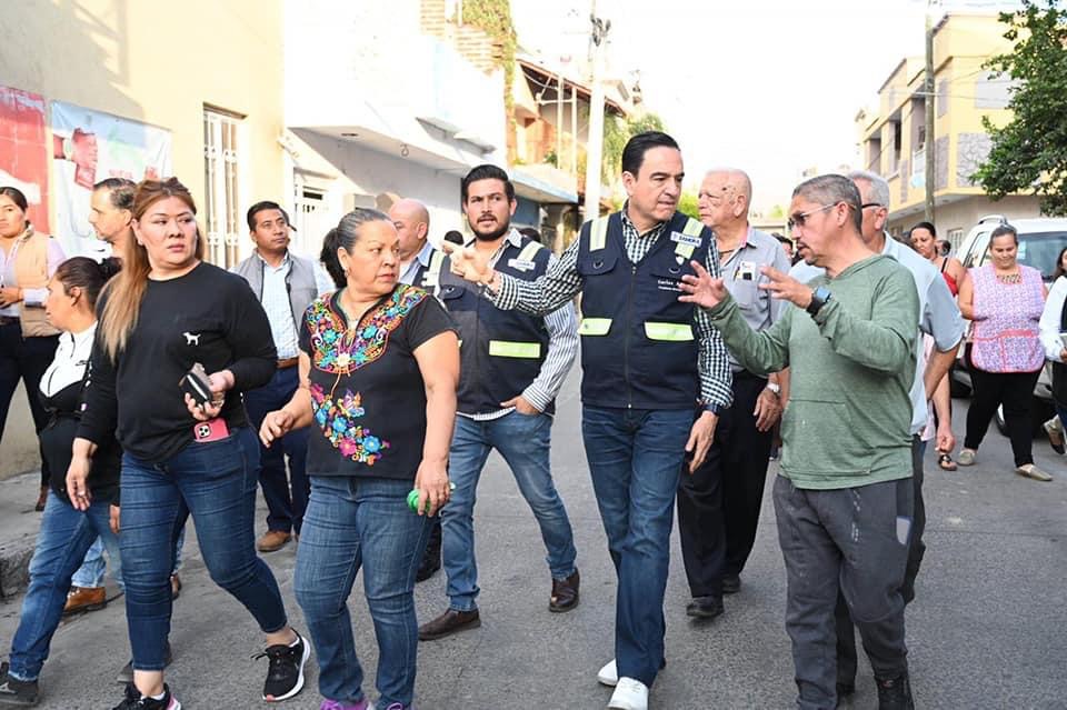 El presidente Carlos Soto recorrió las calles de la Colonia Ejidal Sur