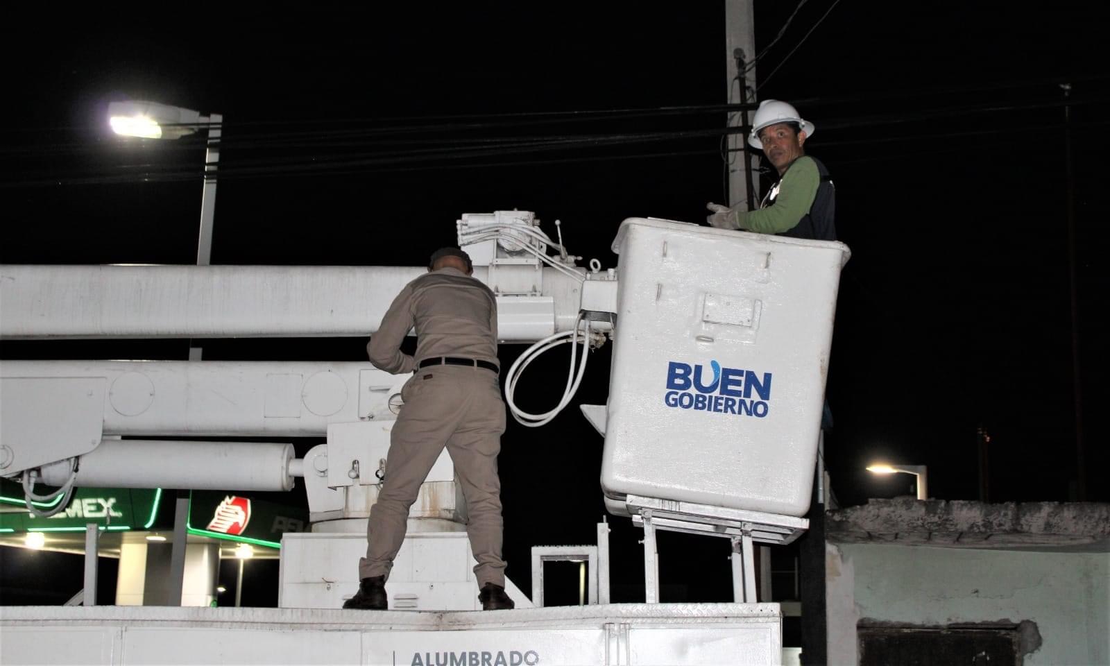 Alumbrado Público cuenta con cuadrilla nocturna de atención en temporada de lluvias