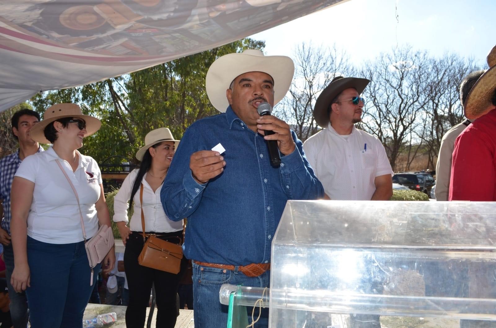 ¡Exitoso el Gran Jaripeo Ranchero del Día del Padre en Jacona!