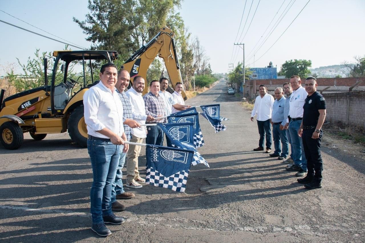 Presidente de La Piedad da banderazo para la rehabilitación de calle San Juan