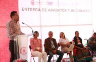 Entregan aparatos funcionales en Chilchota