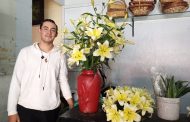 Graduaciones escolares presenciales causaron incrementar la venta de flores