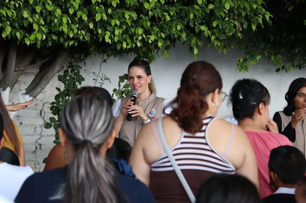 Programa 'Conectando' de la Diputada Daniela De Los Santos alcanza 86 planteles recorridos