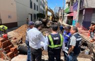 Carlos Soto supervisó obra la calle Doctor Verduzco