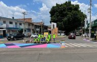 Realizan urbanismo táctico en el monumento a Juárez para generar un cruce más seguro