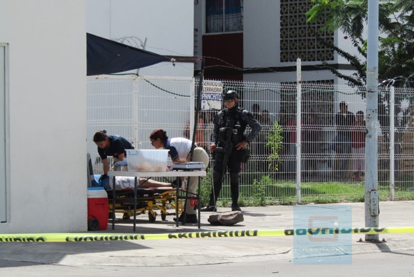 Vendedor de pollo es baleado en Los Encinos y muere al ser ingresado a un hospital