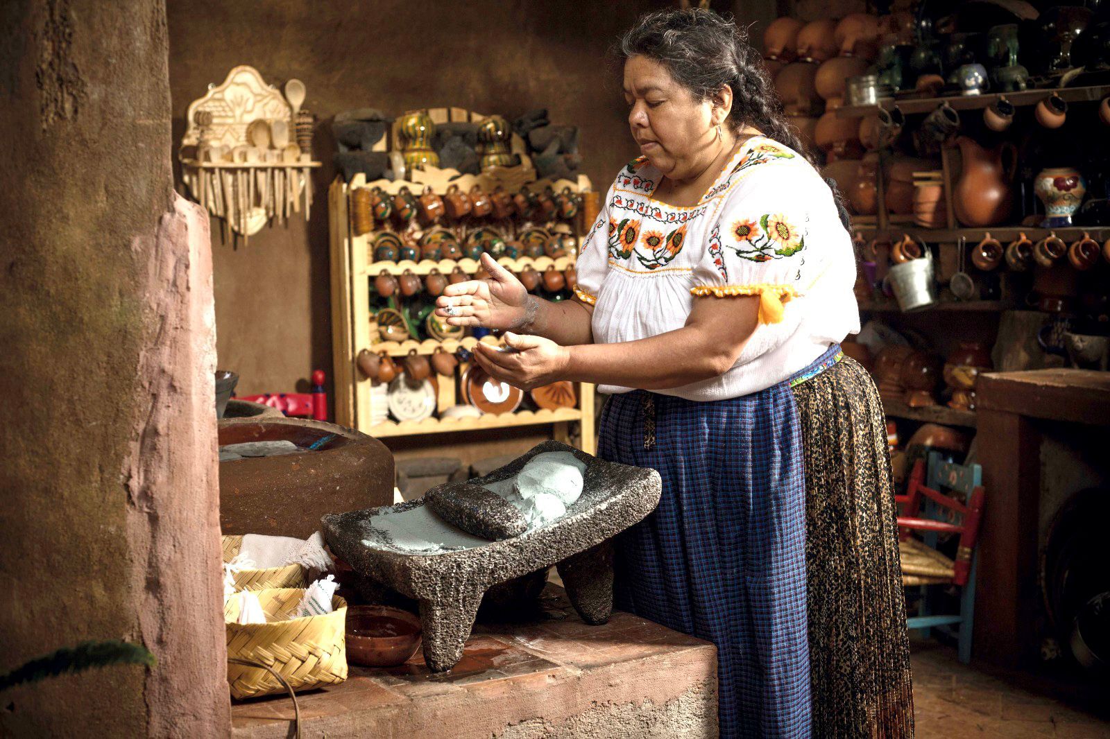 Encuentro de Cocineras Tradicionales, un recorrido gastronómico por las 7 regiones de Michoacán