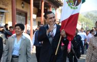 Miguel Ramos encabezó con éxito y entusiasmo el Desfile en Chilchota por el 113 Aniversario de la Revolución Mexicana