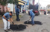 Siguen firmes acciones de bacheo, mantenimiento a edificios y atención a escuelas 