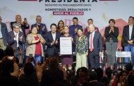 “¡Vamos a seguir haciendo historia!”, Claudia Sheinbaum se registra como precandidata de la 4T a la Presidencia de México