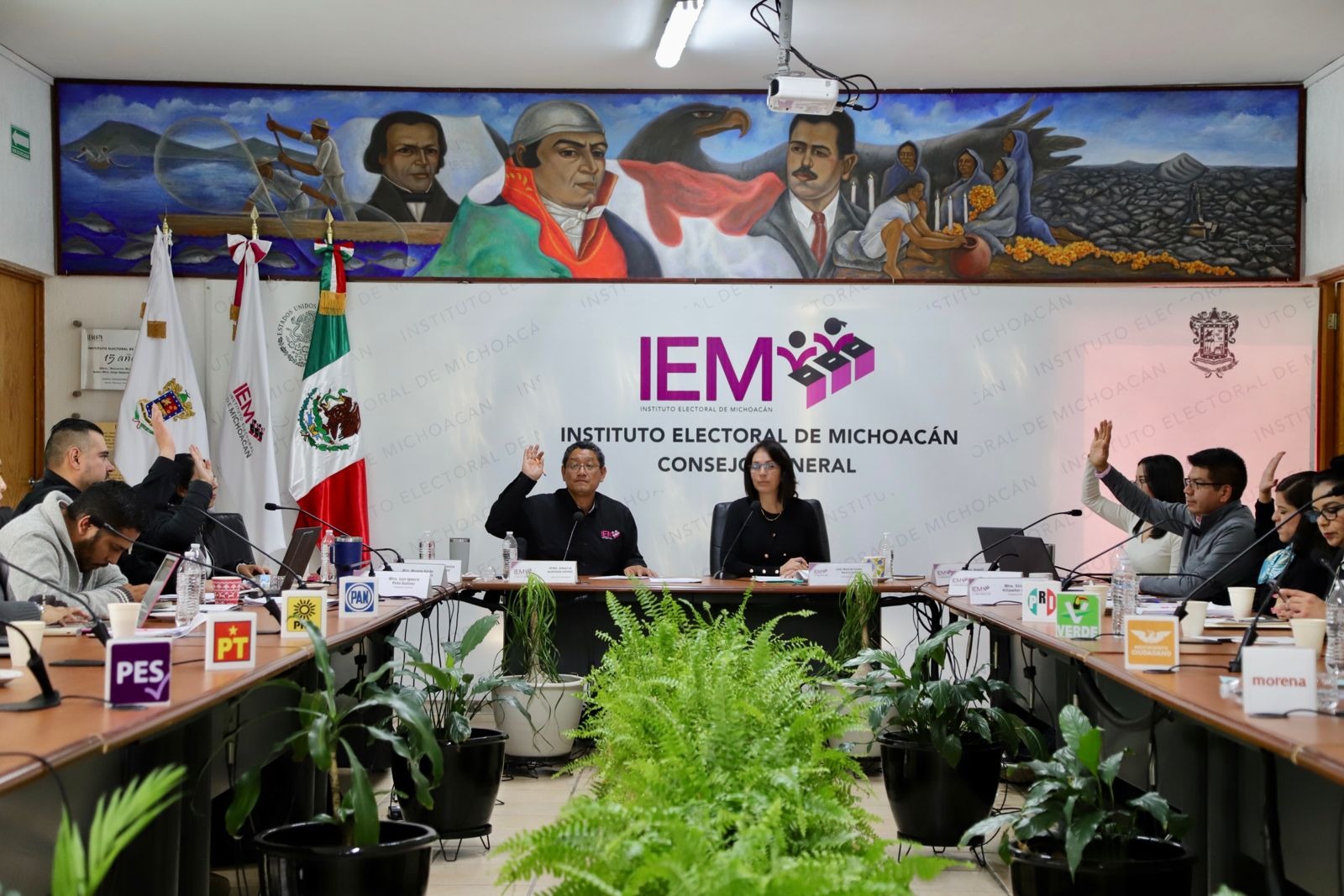 Aprueba IEM topes de gasto de precampañas para elecciones de 2024