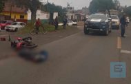 Motociclista muere arrollado por un camión de carga