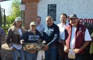 Isidoro Mosqueda entregó apoyos del programa de SADER y Agrosano